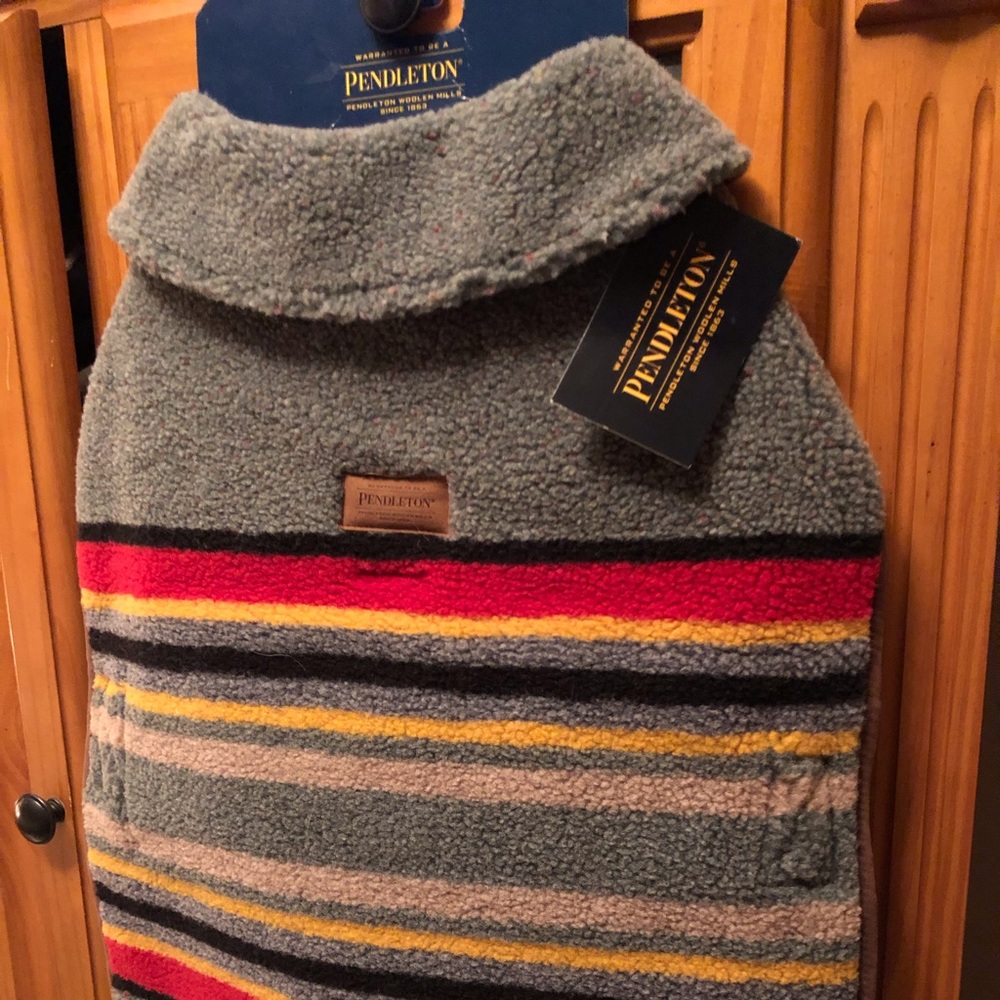Pendleton Dog Sweater Size Large New NWT
